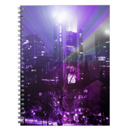 Caderno Espiral Luzes da cidade de Frankfurt am Main - roxo