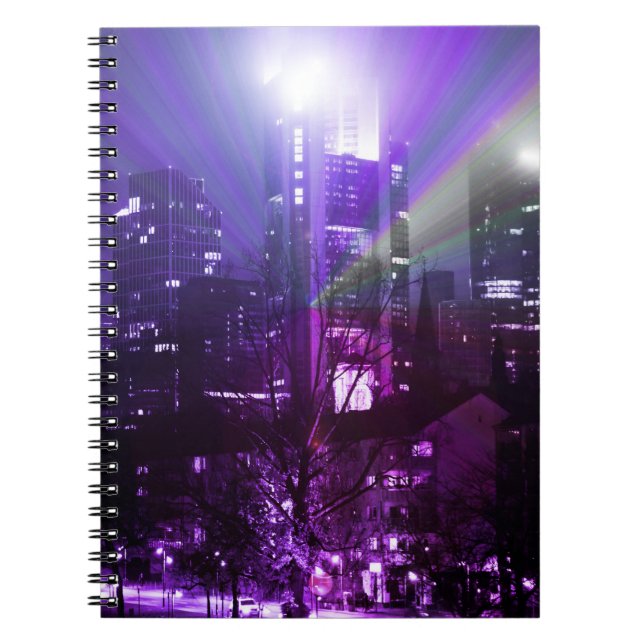 Caderno Espiral Luzes da cidade de Frankfurt am Main - roxo (Frente)