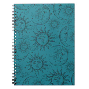 Caderno Espiral Magia Verde Antigo Celestial Sol Lua Estrelas