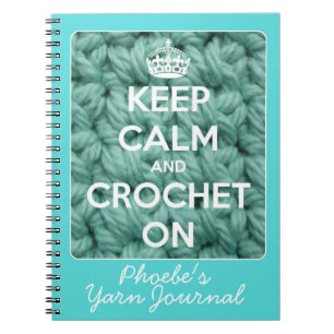 Caderno Espiral Mantenha a calma e Crochet no azul