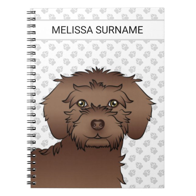 Caderno Espiral Marrom Mini Goldendoodle Cartoon Cachorro e Texto (Frente)