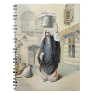 Caderno Espiral Menina árabe nova que retorna do Hammam no Cairo