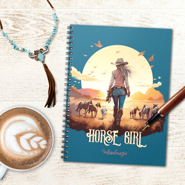 Caderno Espiral Menina do cavalo Cowgirl amante do cavalo deserto  (Horse girl notebook with desert sunset and horses for horse lovers.)