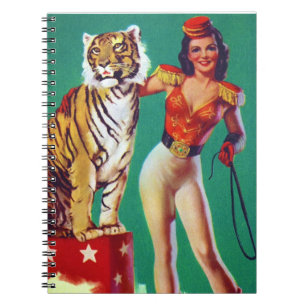 Caderno Espiral Menina do Pin-Acima do instrutor do tigre