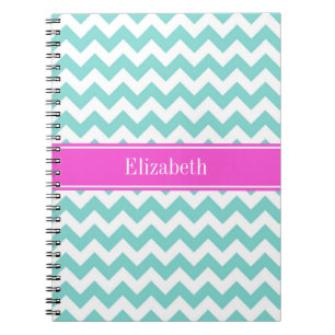 Caderno Espiral Monograma branco do nome do rosa quente de Chevron