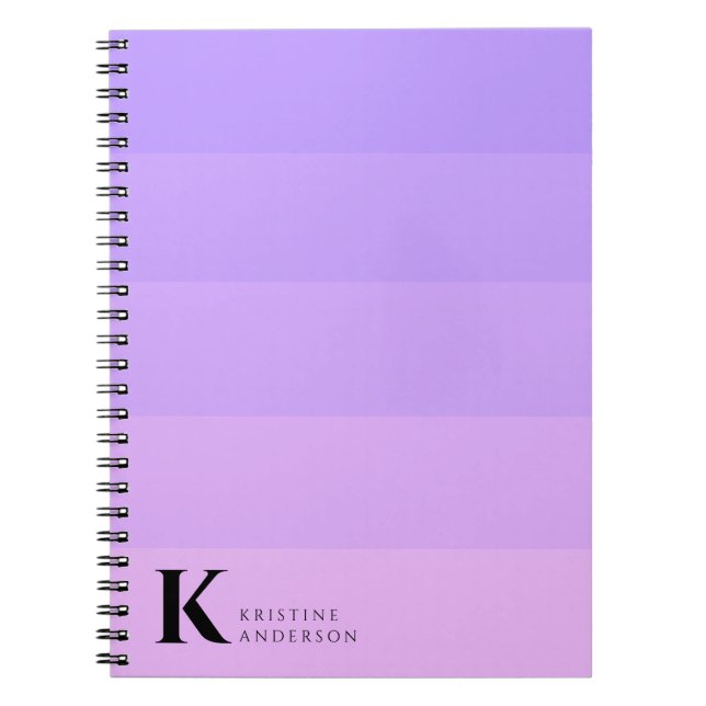 Caderno Espiral Monograma Clássico de Lavanda Lilática Roxo Modern (Frente)