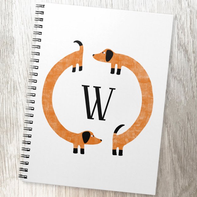 Caderno Espiral Monograma de Enchimento Engraçado (Dachshund Wiener Sausage Dog funny monogram initial personalized notebook)