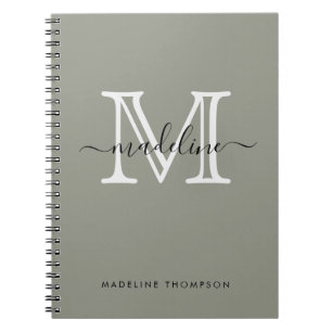Caderno Espiral Monograma Elegante Evergreen Fog Moderno
