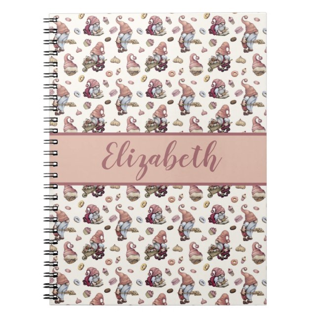 Caderno Espiral Monograma Gnomos Baking Cupcakes Rosquinha Script  (Frente)