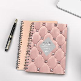 Caderno Espiral monograma luxuoso rosa dourado tufado