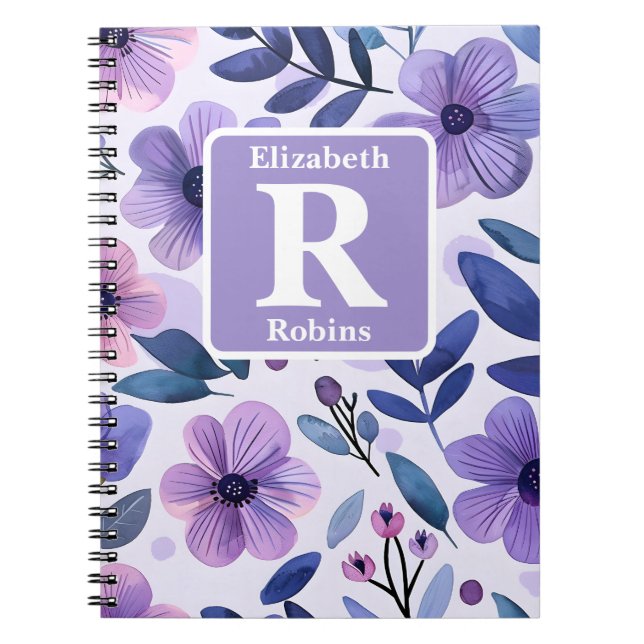 Caderno Espiral Monograma personalizado de flores roxas pintadas à (Frente)