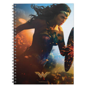Caderno Espiral Mulher Maravilha Correndo em Battlefield