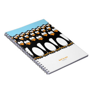 Caderno Espiral Multidão de pinguins dos desenhos animados