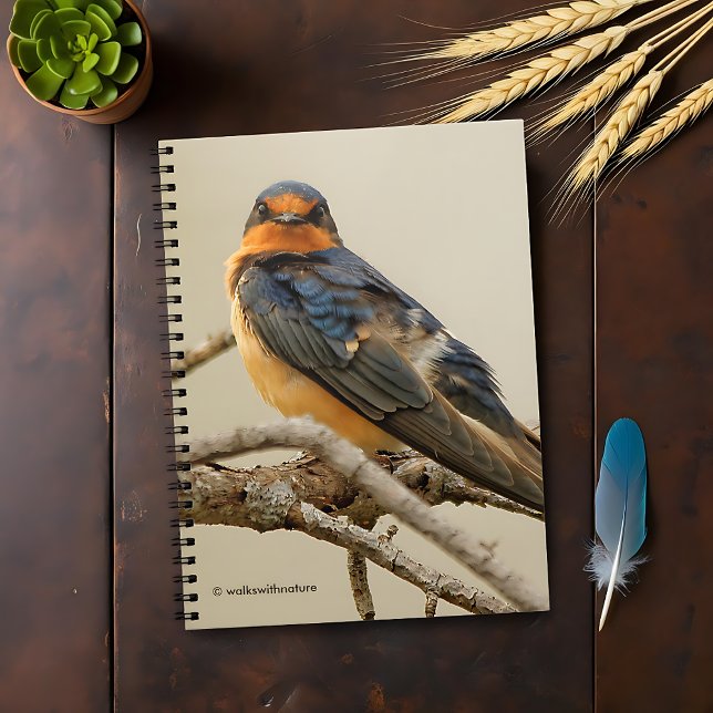 Caderno Espiral Negociações com um Cheiro (Trading Glances with a Barn Swallow Journal Cover Photo)