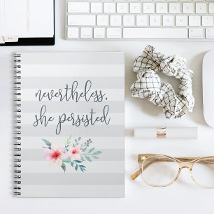 Caderno Espiral No Entanto, Ela Persiste