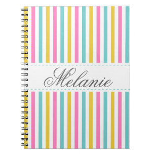 Caderno Espiral Nome colorido do costume do teste padrão das