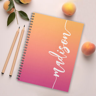 Caderno Espiral Nome da Caligrafia do Ombre Laranja na moda cor-de