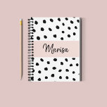 Caderno Espiral Nome do Monograma Moderno | Pastel Pink & Black Po<br><div class="desc">Nome do Monograma Moderno | Pastel Pink & Black Pontos</div>