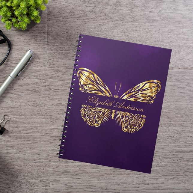 Caderno Espiral Nome elegante do ouro roxo borboleta (Criador carregado)