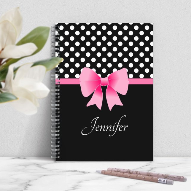 Caderno Espiral Nome Preto e Branco do Arco Rosa (Personalized Elegant Script Pink Bow Notebook)