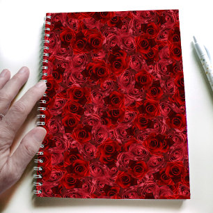 Caderno Espiral Norma de rosa vermelha moderna sobre faculdade