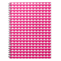 Notebook com corações cor-de-rosa