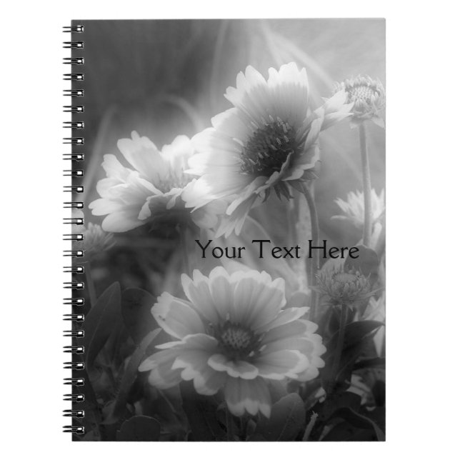 Caderno Espiral Notebook de flores de margarida pretas e brancas (Frente)