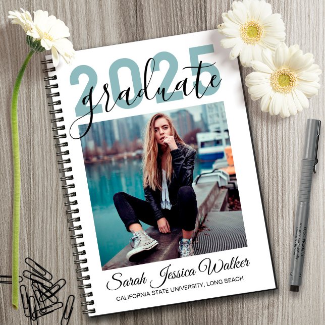 Caderno Espiral Notebook de graduação em espiral da Universidade d (Criador carregado)