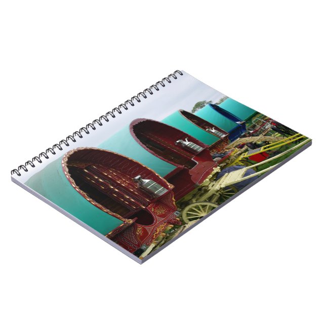 Caderno Espiral Notebook romeno de caravanas ciganas (Left Side)