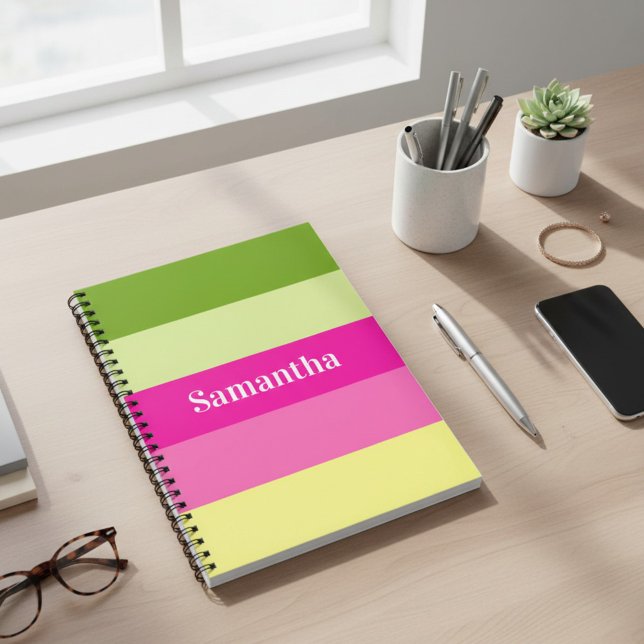 Caderno Espiral Notebook verde e riscado a rosa monograma (Criador carregado)