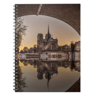 Caderno Espiral Notre-Dame, Paris, França
