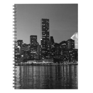 Caderno Espiral Nova Iorque de Skyscapers Branco Preto Silhouette