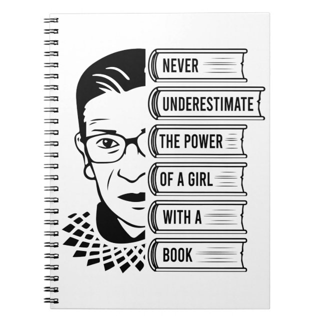 Caderno Espiral Nunca subestime o poder da garota com o livro (Frente)