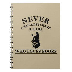 Caderno Espiral nunca subestime uma garota que ama livros