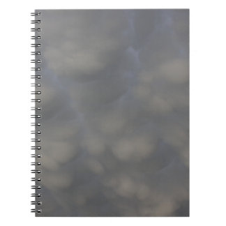 Caderno Espiral Nuvem Mammatus