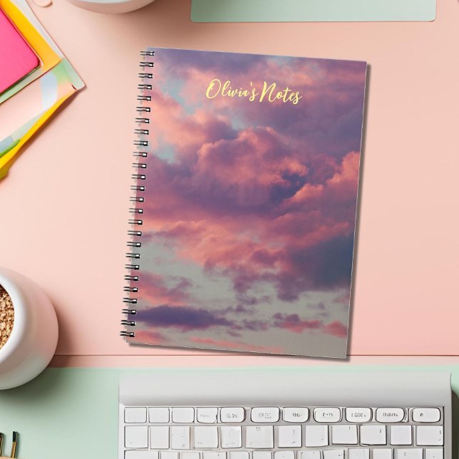 Caderno Espiral Nuvens Sonhadoras Estéticas Sonoras Rosa (Criador carregado)