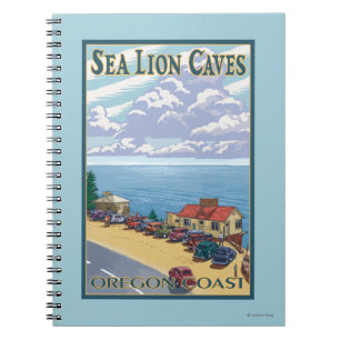 Caderno Espiral O leão de OregonSea cava o poster das viagens