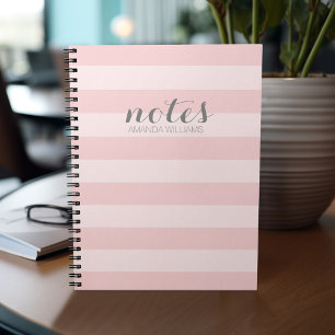 Caderno Espiral O Pastel cora notas cor-de-rosa e cinzentas para