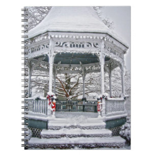 Caderno Espiral O tribunal Gazebo na neve