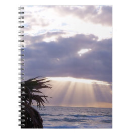 Caderno Espiral Oceano iluminado de manhã cedo
