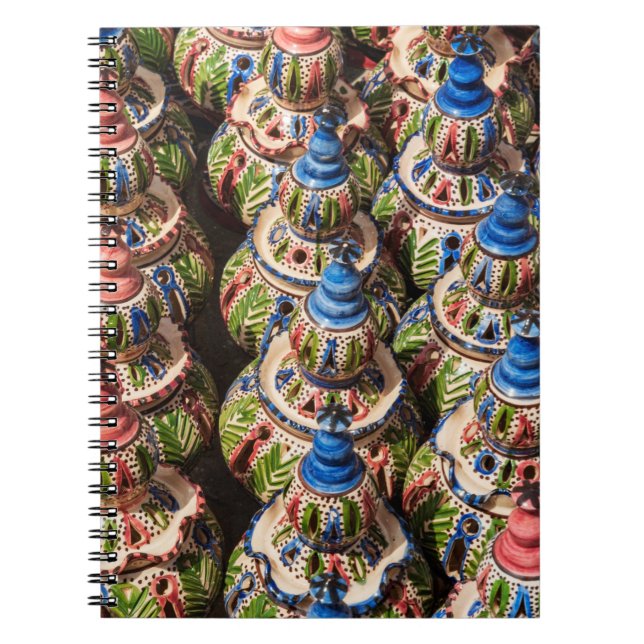 Caderno Espiral Olaria À Venda No Mercado (Frente)