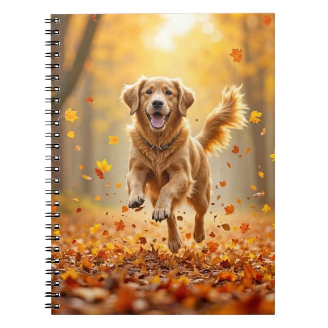 Caderno Espiral Ouro Retriever Correndo Em Florestas De Outono (Frente)