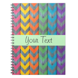 Caderno Espiral Padrão Chevron na textura de madeira por Shirley
