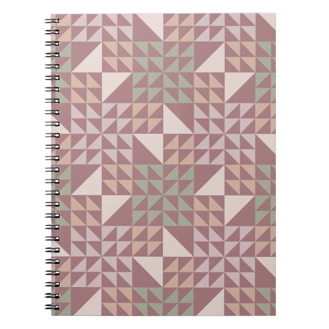 Caderno Espiral Padrão de Colcha Geométrica Rosa Empoeirada (Frente)