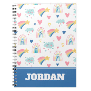 Caderno Espiral Padrão de Corações e Nuvens do Arco-Íris Cuto