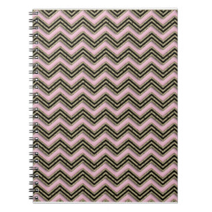 Caderno Espiral Padrão de ziguezague preto e rosa