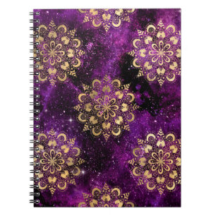 Caderno Espiral Padrão Dharma Mandala da Galáxia Dourada e Roxa