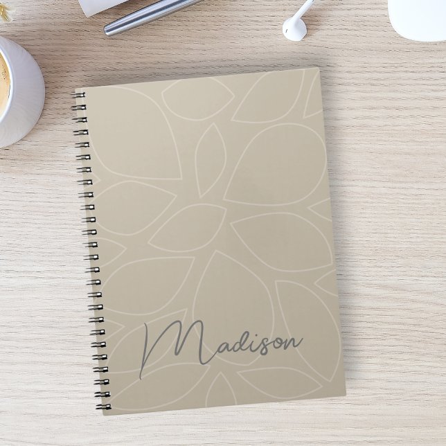 Caderno Espiral Padrão minimalista do monograma personalizado (Personalized Monogram Minimalist Pattern Notebook by MINTIC DESIGN STUDIO)