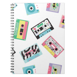 Caderno Espiral Padrão sem falhas com fitas de áudio no retrô d
