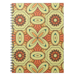 Caderno Espiral Padrão uniforme de laranja étnico com mandala.